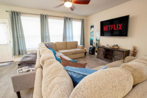 Family Spacious & Fun 2mins to Shooting Complex Yard
